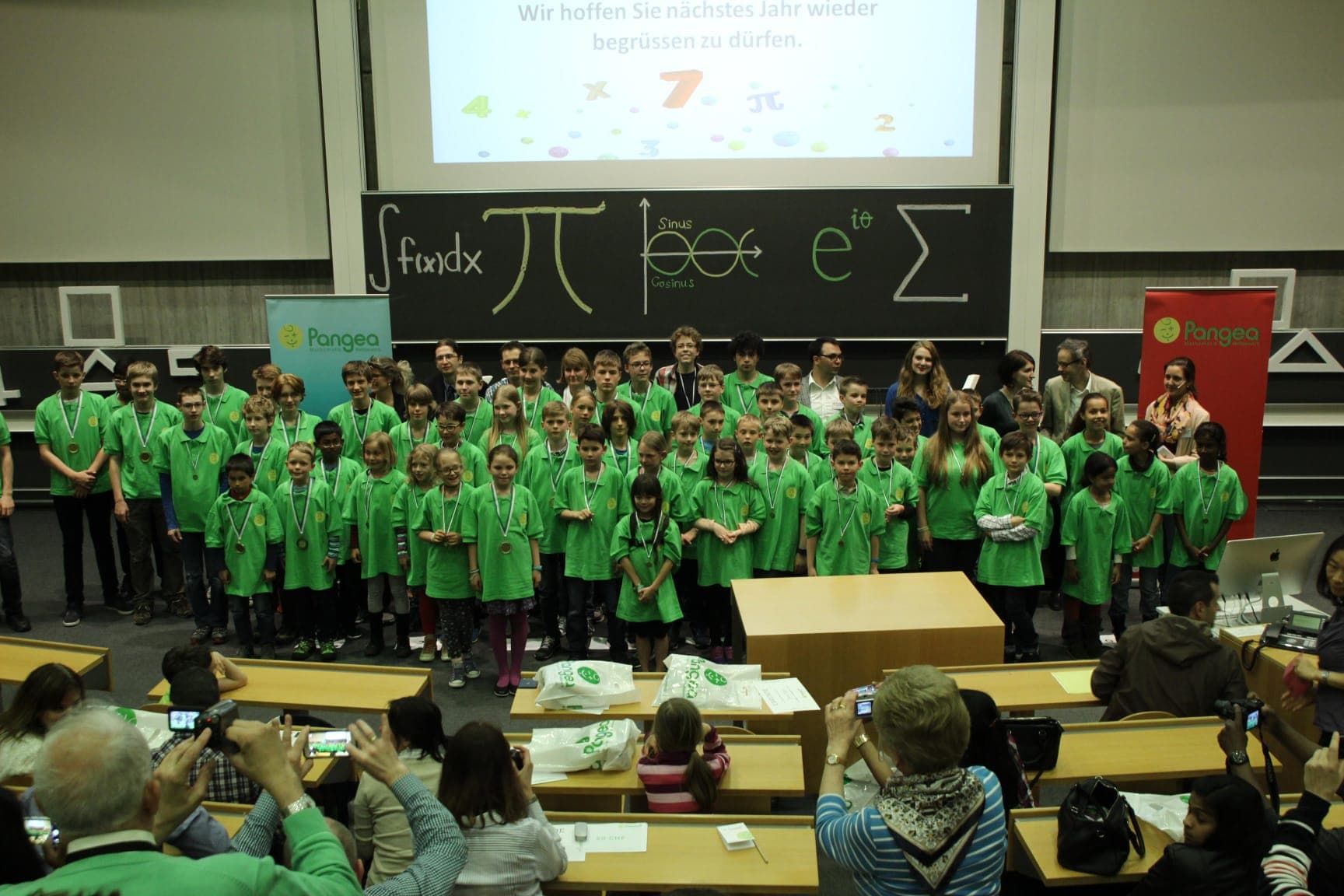 Preisverleihung des Pangea Mathematik-Wettbewerbs