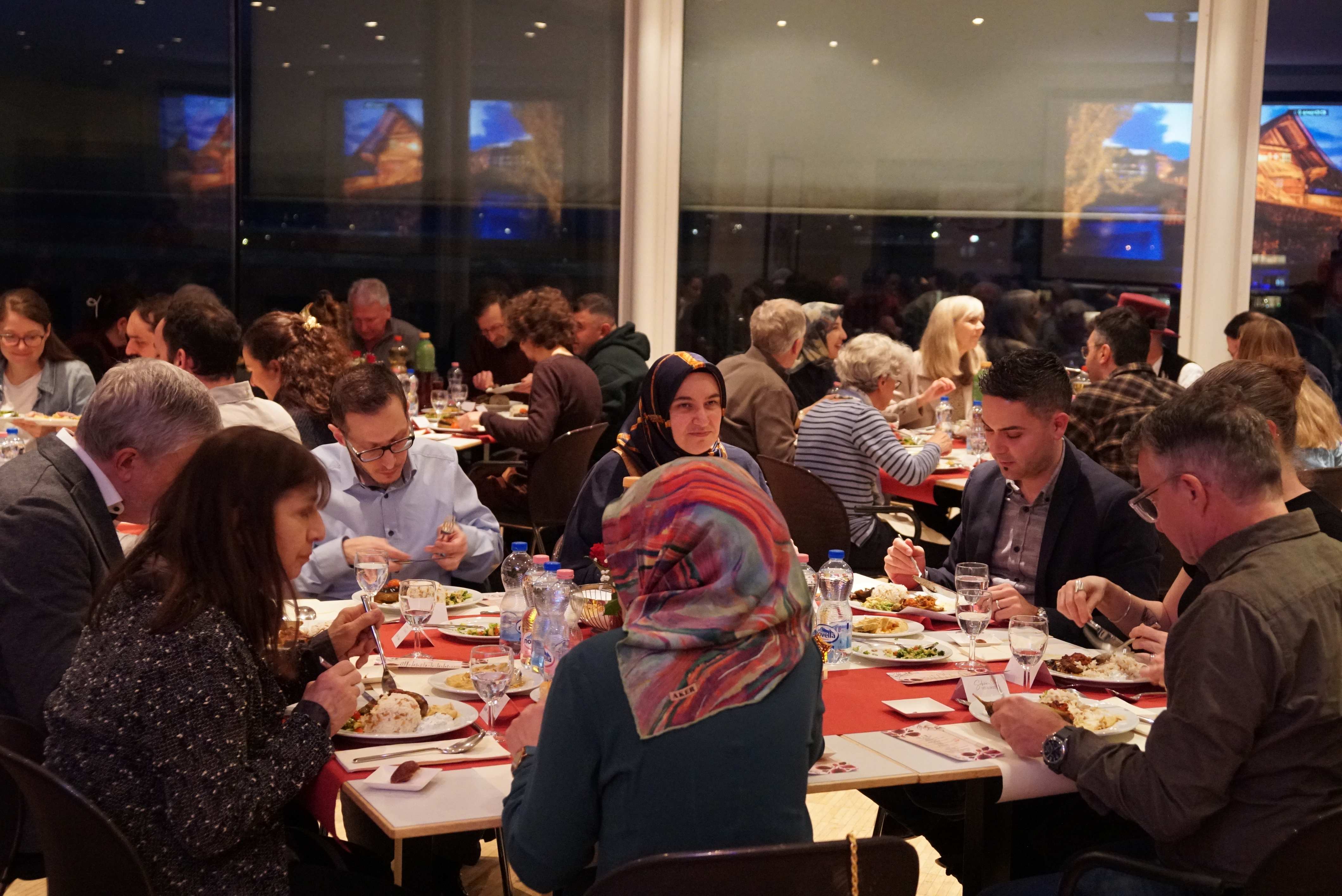 9. interkulturelles Fastenbrechen - Dekoration